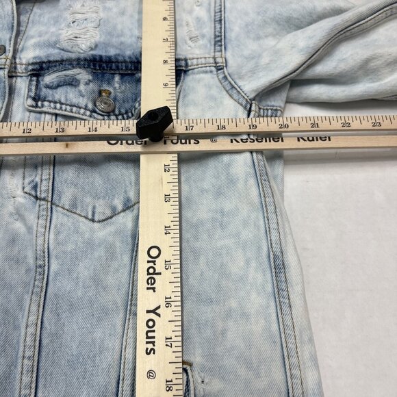 We The Free‎  Denim Jacket Womens S Distressed Light Wash Oversized Trucker Boho - Picture 6 of 10